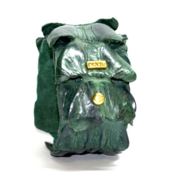 Ndau Collection Crocodile Leather Wrist Cuff - Light Green Approx 6 1/2" wrist - Picture 15 of 15